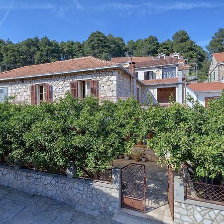 Holiday Home Leonida Jelsa  Exterior photo