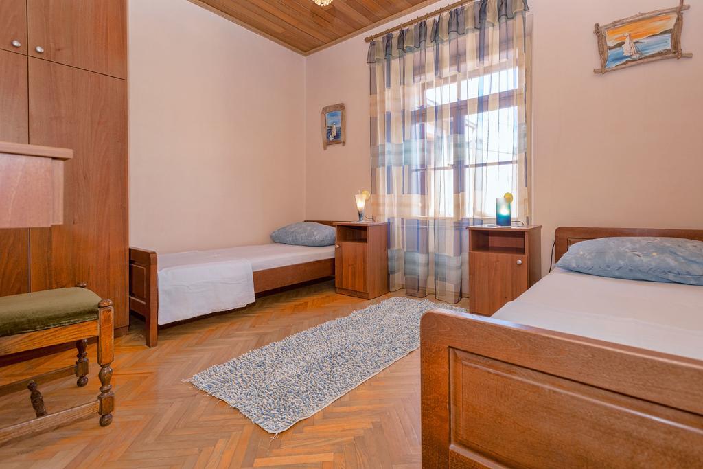 Holiday Home Leonida Jelsa  Exterior photo